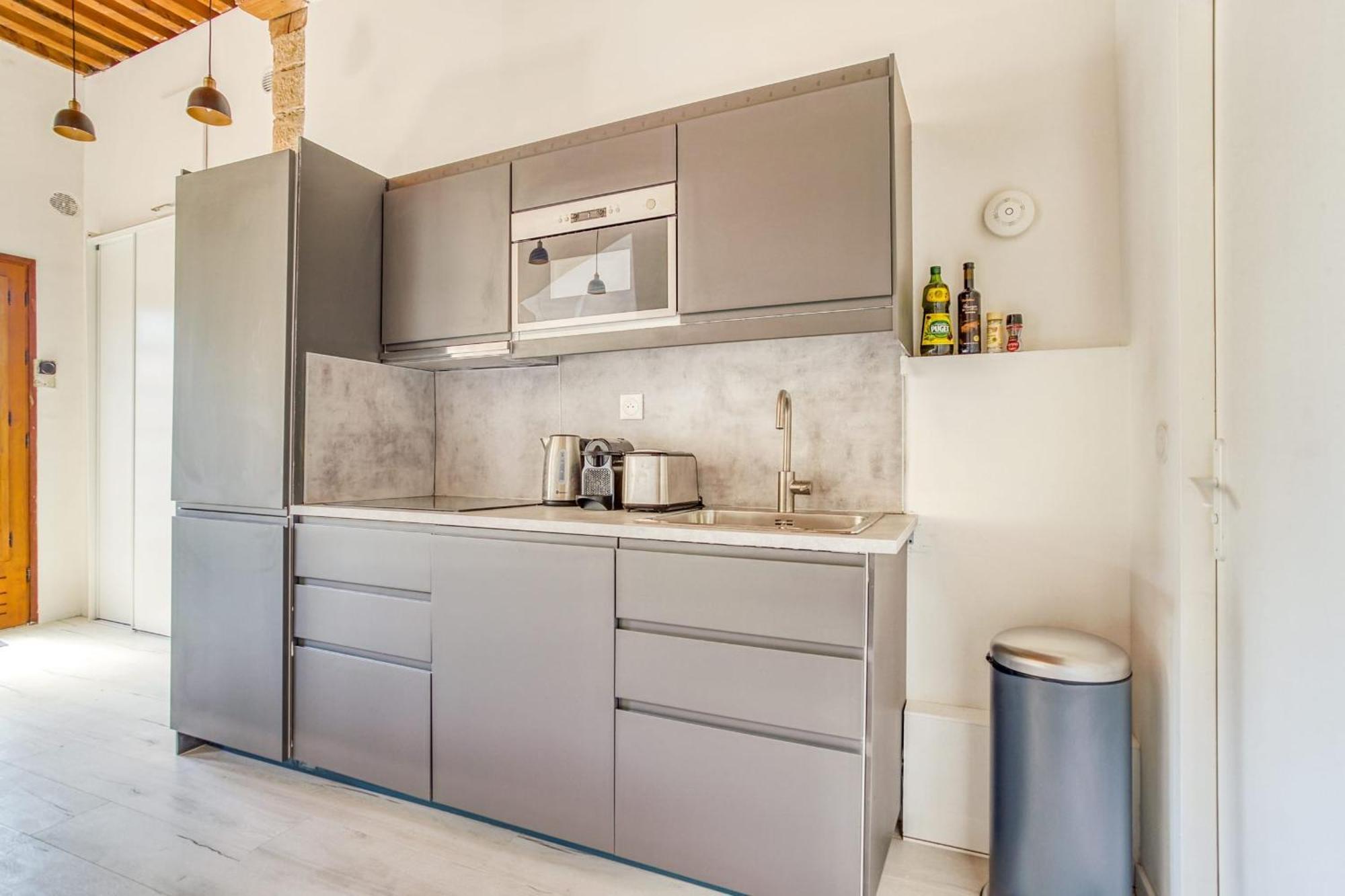 Charming 6-Person Apartment Terreaux & Croix Rousse Area Лион Екстериор снимка